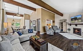 New Lake Como Condo With Lake Views