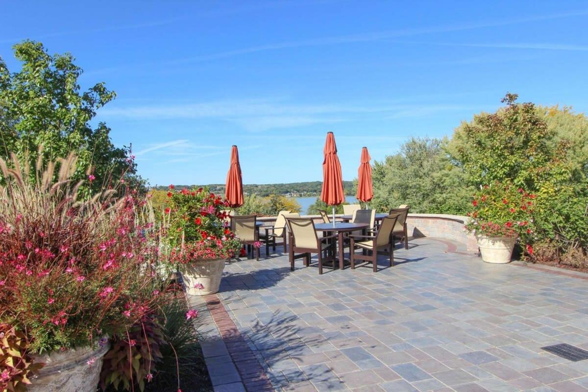 New Lake Como Condo With Lake Views Lake Geneva Exterior photo