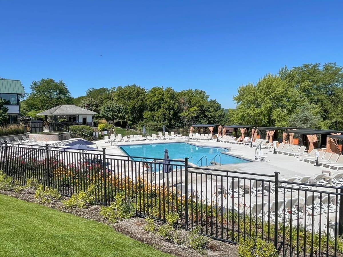 New Lake Como Condo With Lake Views Lake Geneva Exterior photo
