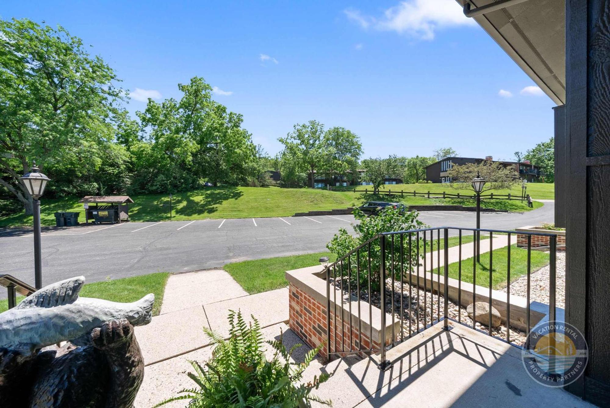 New Lake Como Condo With Lake Views Lake Geneva Exterior photo